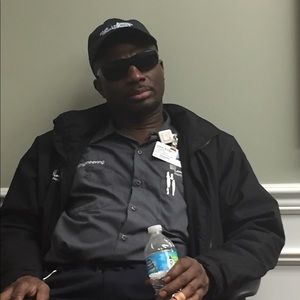 Meet your Posher, Gennaro